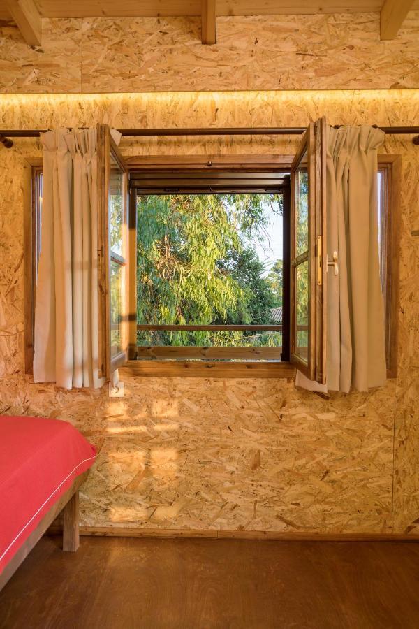 River Treehouse Laganas Exteriér fotografie
